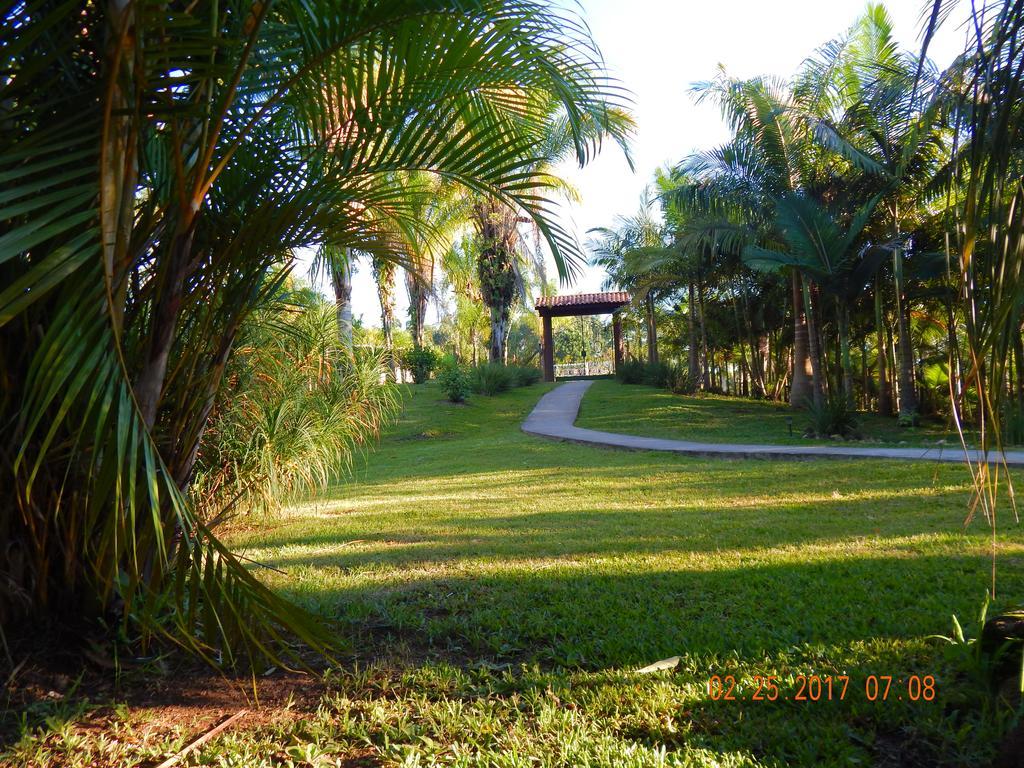 Pousada Recanto Indaia Hotel Tornos do Pinto Buitenkant foto